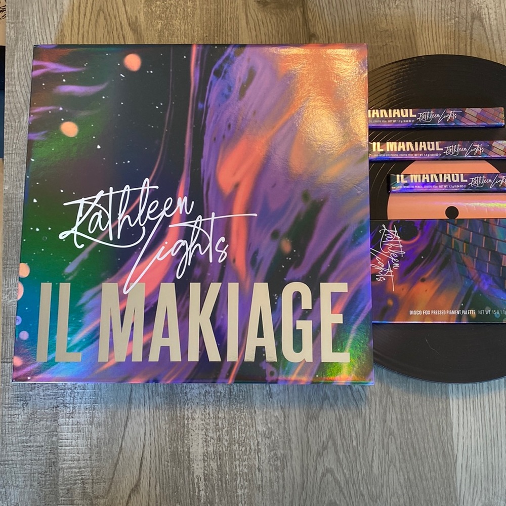 Il Makiage Kathleen Lights Disco Fox Collection